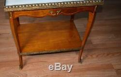 1920s French Louis XV satinwood white marble top applied Bronze side table