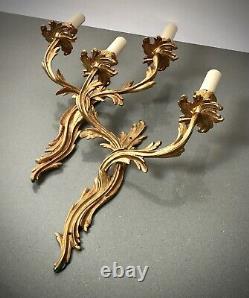 ANTIQUE FRENCH CANDLE SCONCE. BRONZE ORMOLU. ROCOCO, LOUIS XVI STYLE. 1900s
