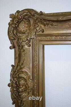 Antique French Elegant Solid Wood Stucco Frame Louis XV Rocaille Style 19th C