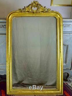 Antique French Louis Philippe mirror with gilded frame and crest 30 x 49¼