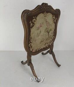 Antique French Louis XV Needlepoint Fireplace Fire Screen Gobelin Hand Carved Wo