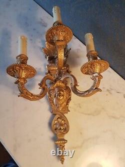 Antique French Louis XVI Style Three-Arm Gilded Bronze Wall Sconce, 19th Century