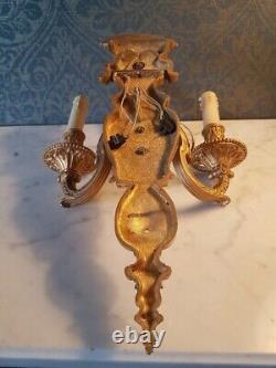 Antique French Louis XVI Style Three-Arm Gilded Bronze Wall Sconce, 19th Century