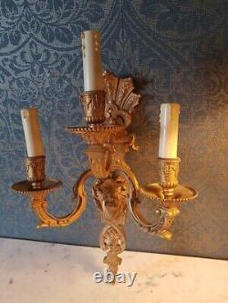 Antique French Louis XVI Style Three-Arm Gilded Bronze Wall Sconce, 19th Century