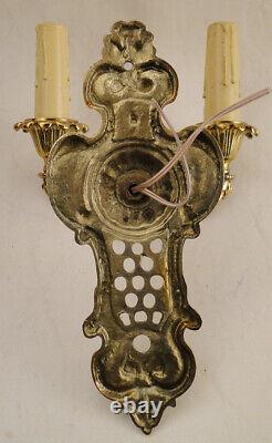 Antique french Louis XV style bronze sconce chiseled and polish bronze (1304)