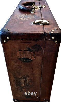 Beautiful Luxury Leather Antique Louis Vuitton Suitcase/Trunk/Luggage