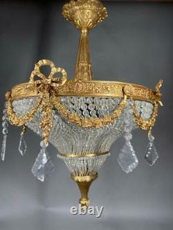 Breathtaking Chandelier French Louis XVI Style. Worldwide Free Shipping