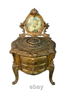 Elegant French Louis XVI Samac Vanity Box with Silk Upholstery