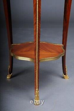 French Salon-Beistelltisch from The 20. Century Louis XV After For Left