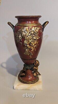 Pair 19th C Antique French Louis XVI Gilt Bronze Lioness Vase Sculpture Urn