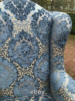 Pair of Gilded French Louis XVI Bergère Chairs in Blue Damask, Early 1900's