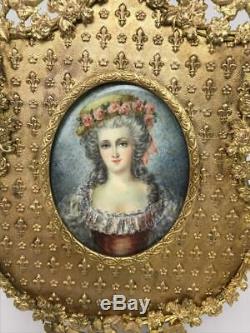 RARE Antique French Ormolu Bronze Louis XVI Bourbon Noble Woman Framed Portrait