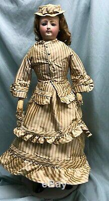 Rare Louis Doleac antique French Fashion doll in very rare large size 24